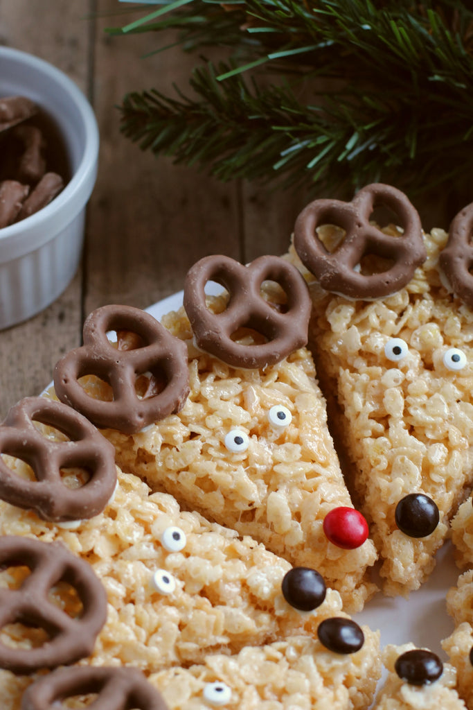 'Tis the Season for Sweet Memories: Easy Holiday Baking with Kids