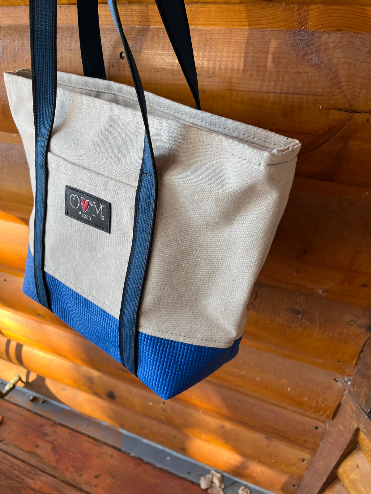 Canvas Zip Tote-Blue